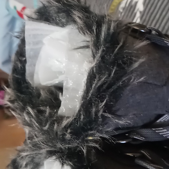 HHIGJ SIERRA SNOW BOOTS SIZE 8M - Picture 10 of 12